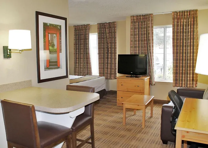Hotel 6 Extended Chicago Vernon Hills Lincolnshire Il Mettawa