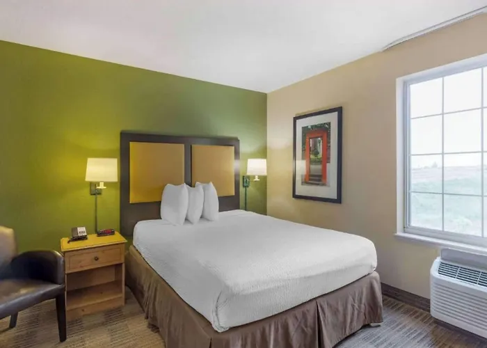 Hotel 6 Extended Chicago Vernon Hills Lincolnshire Il Mettawa